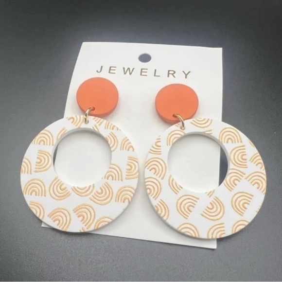 Rainbow Print Retro Hoop Earrings - Picture 11 of 15